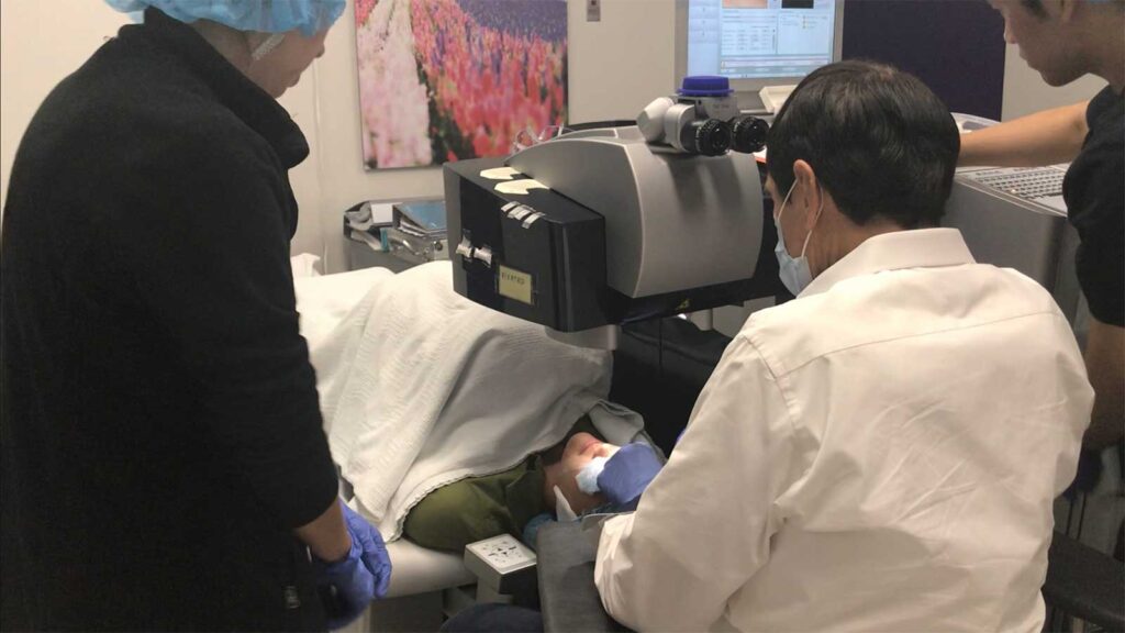 Does LASIK Surgery Hurt?